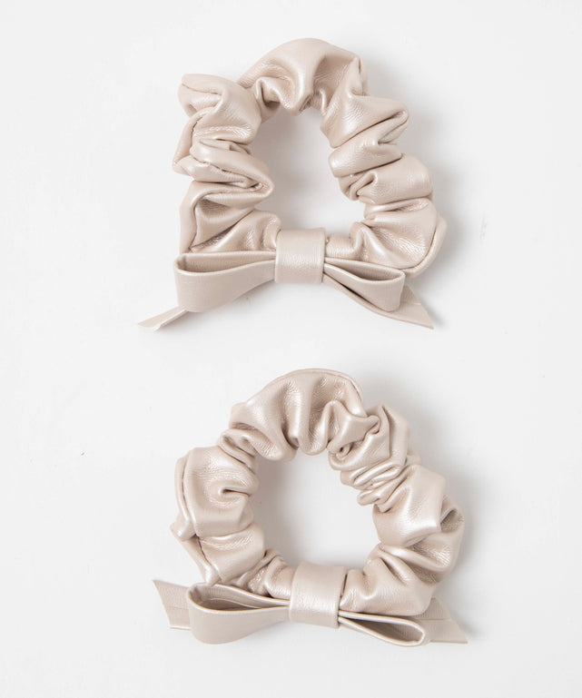 PUオフホワイト（柄4）