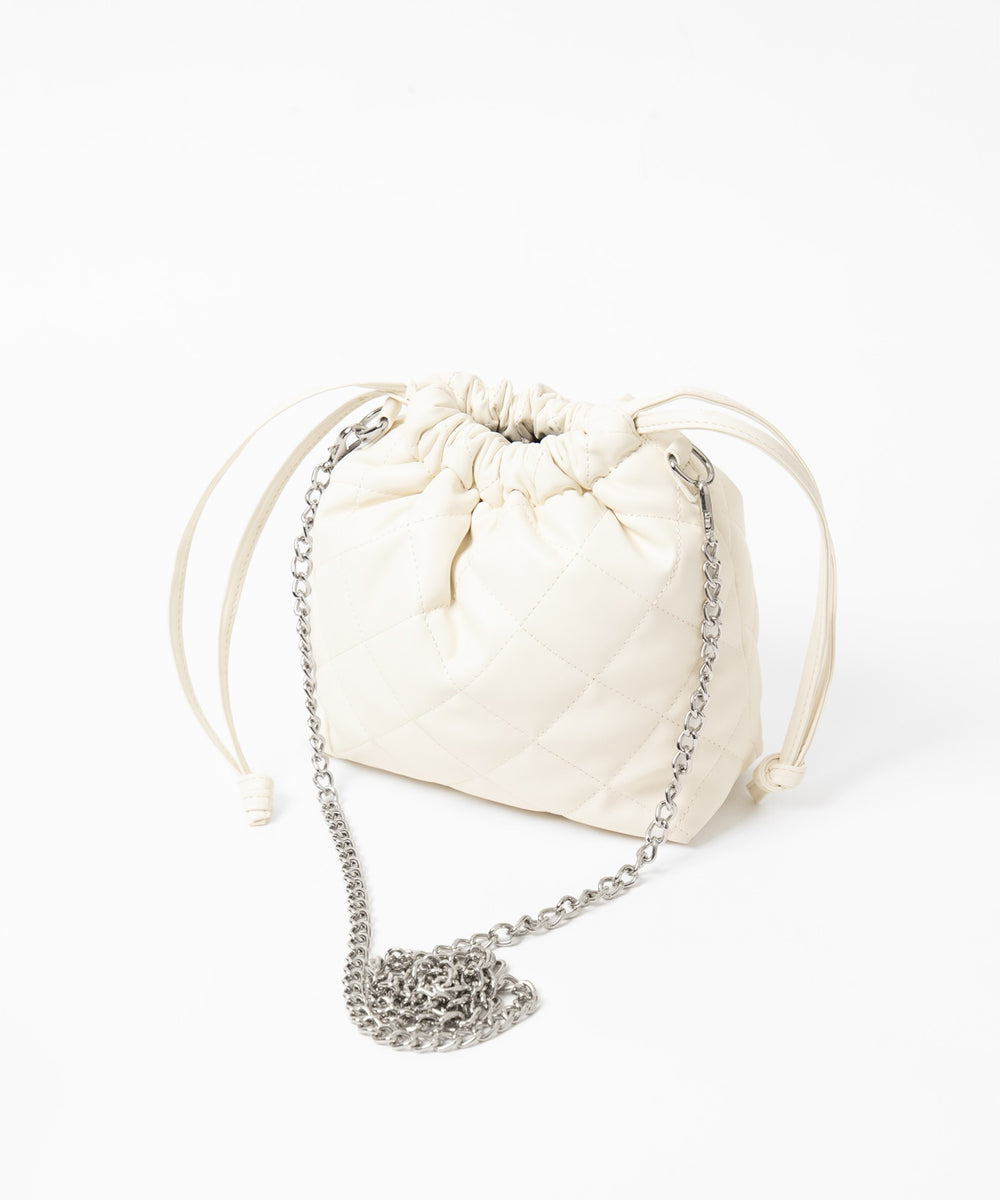 キルティングホワイト(柄8)