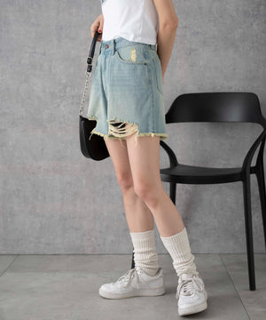 デニム淡色　モデル:161cm M着用