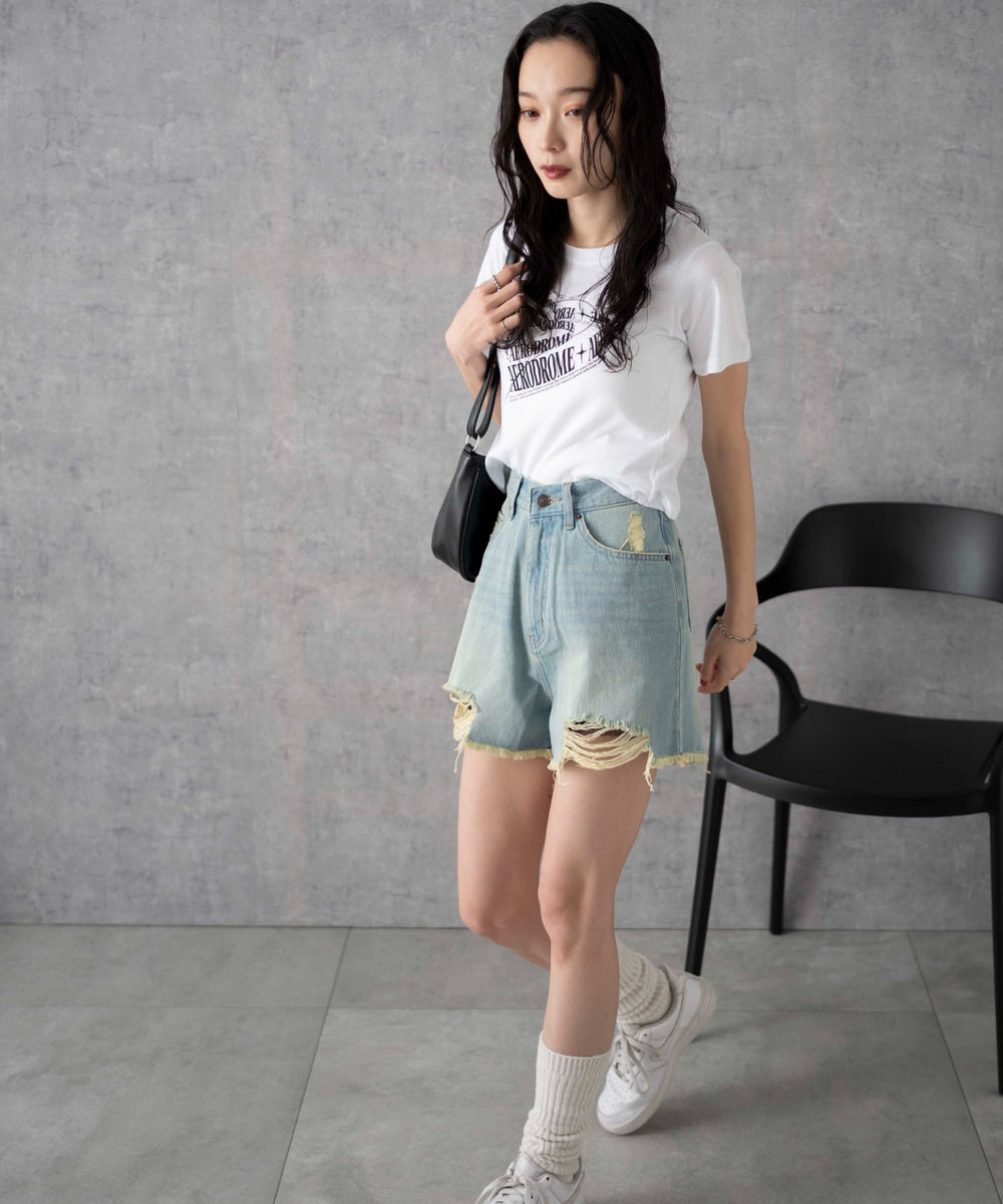 デニム淡色　モデル:161cm M着用