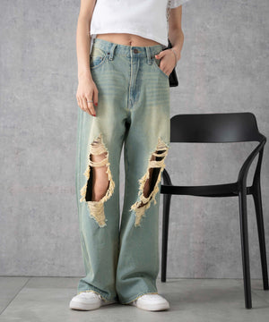 インディゴ淡オーバーダイ　モデル:161cm M着用