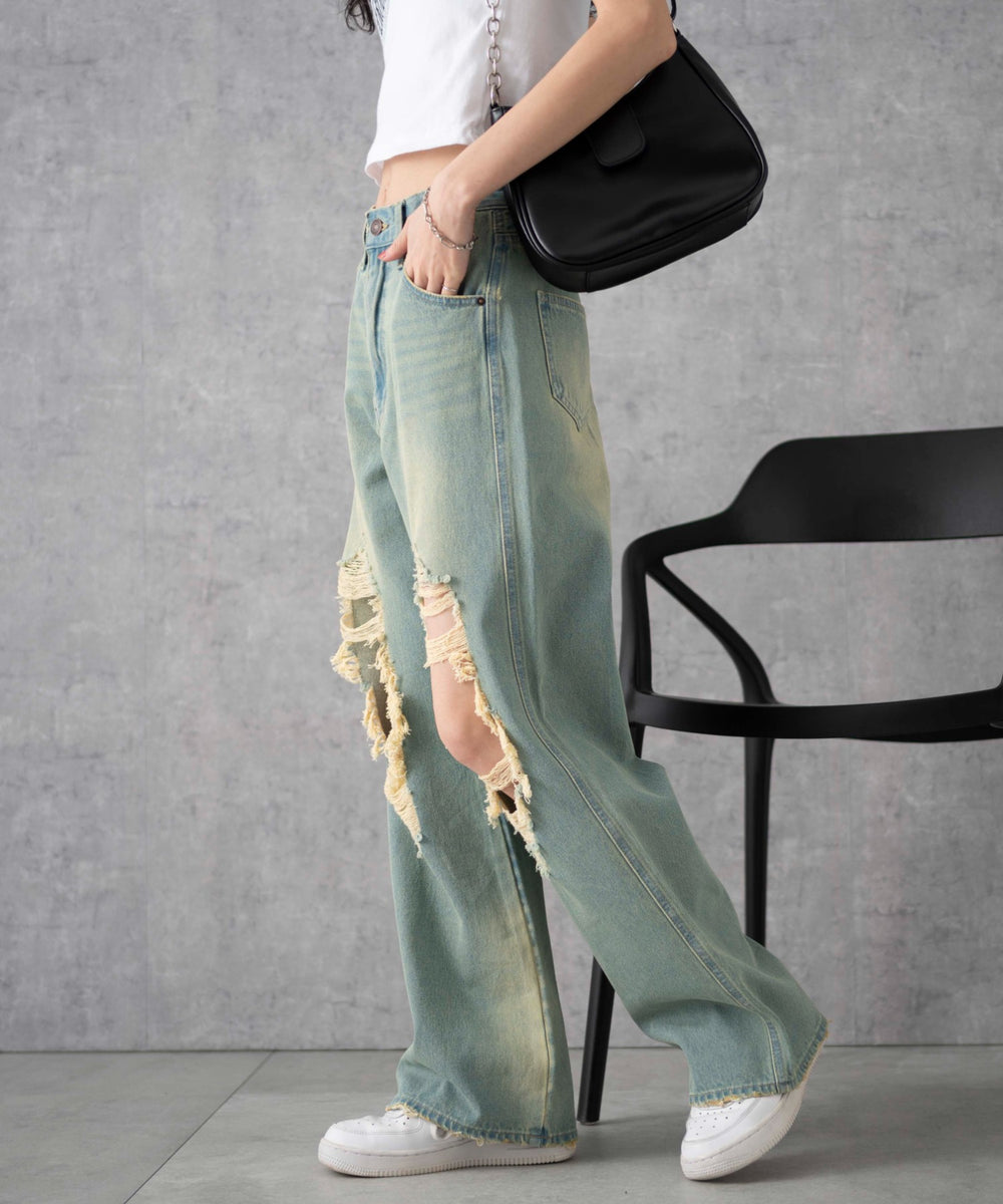 インディゴ淡オーバーダイ　モデル:161cm M着用