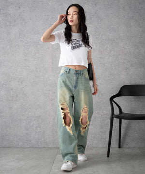 インディゴ淡オーバーダイ　モデル:161cm M着用