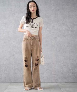 ベージュ　モデル:161cm M着用