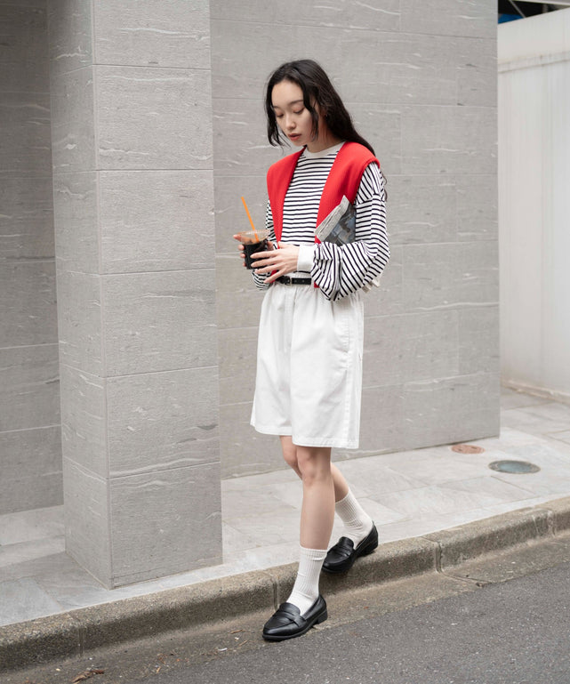 ホワイト  モデル：161cm S着用