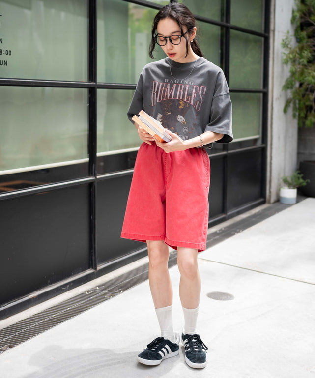 レッドその他 モデル：161cm S着用