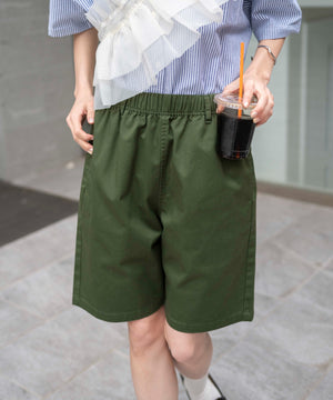 オリーブ  モデル：161cm S着用