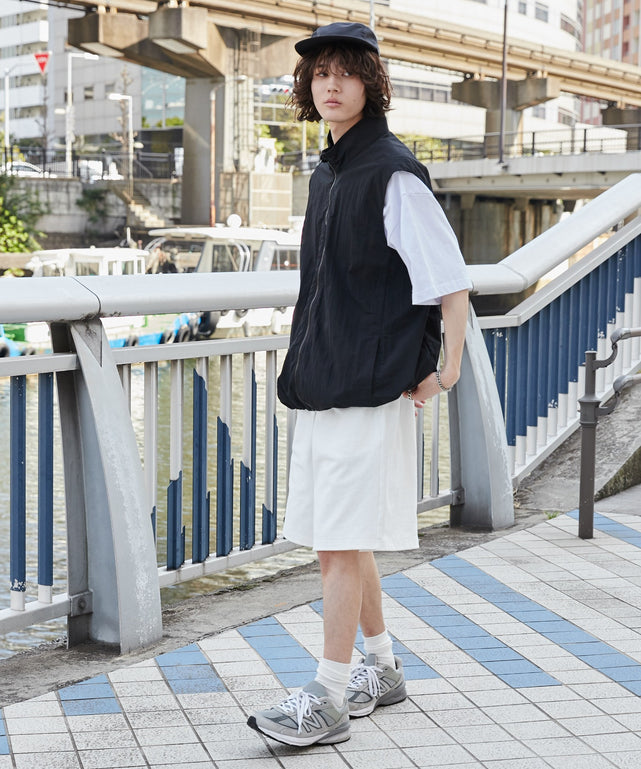 ホワイト モデル：173cm L着用