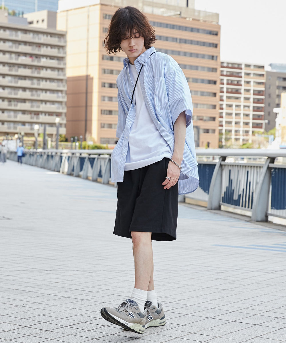 ブラック モデル：173cm L着用