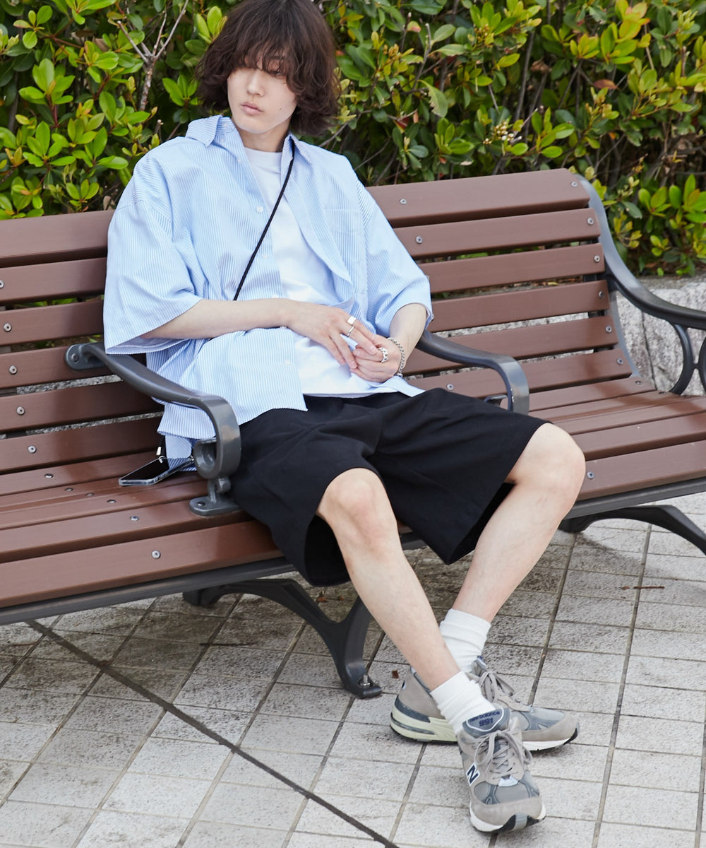 ブラック モデル：173cm L着用