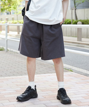 ブラックスミクロ モデル：173cm L着用