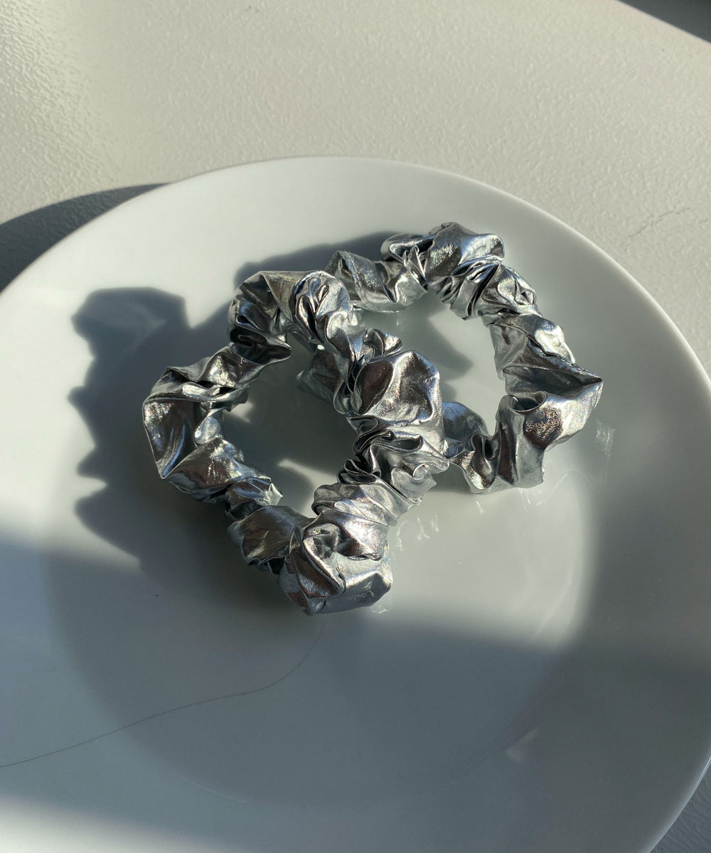 柄9（メタリックシルバー）