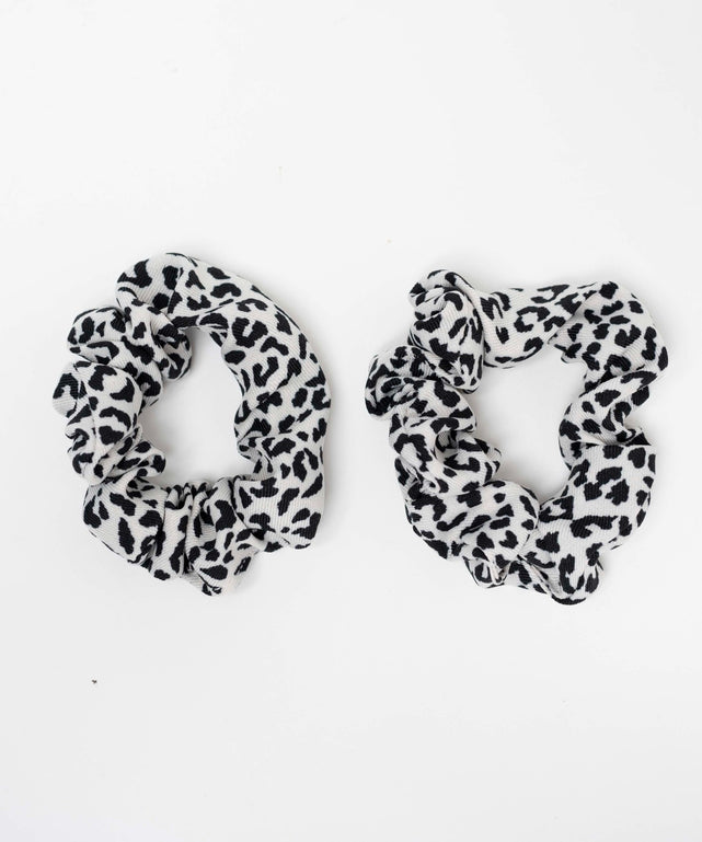 柄4（レオパードオフホワイト）