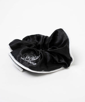 LBIGロゴ刺繍シュシュ