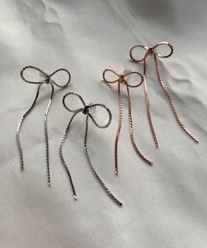 Lチェーンリボンピアス