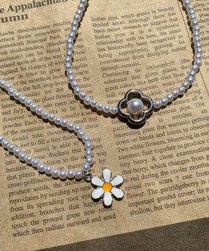 Lフラワーモチーフパールネックレス