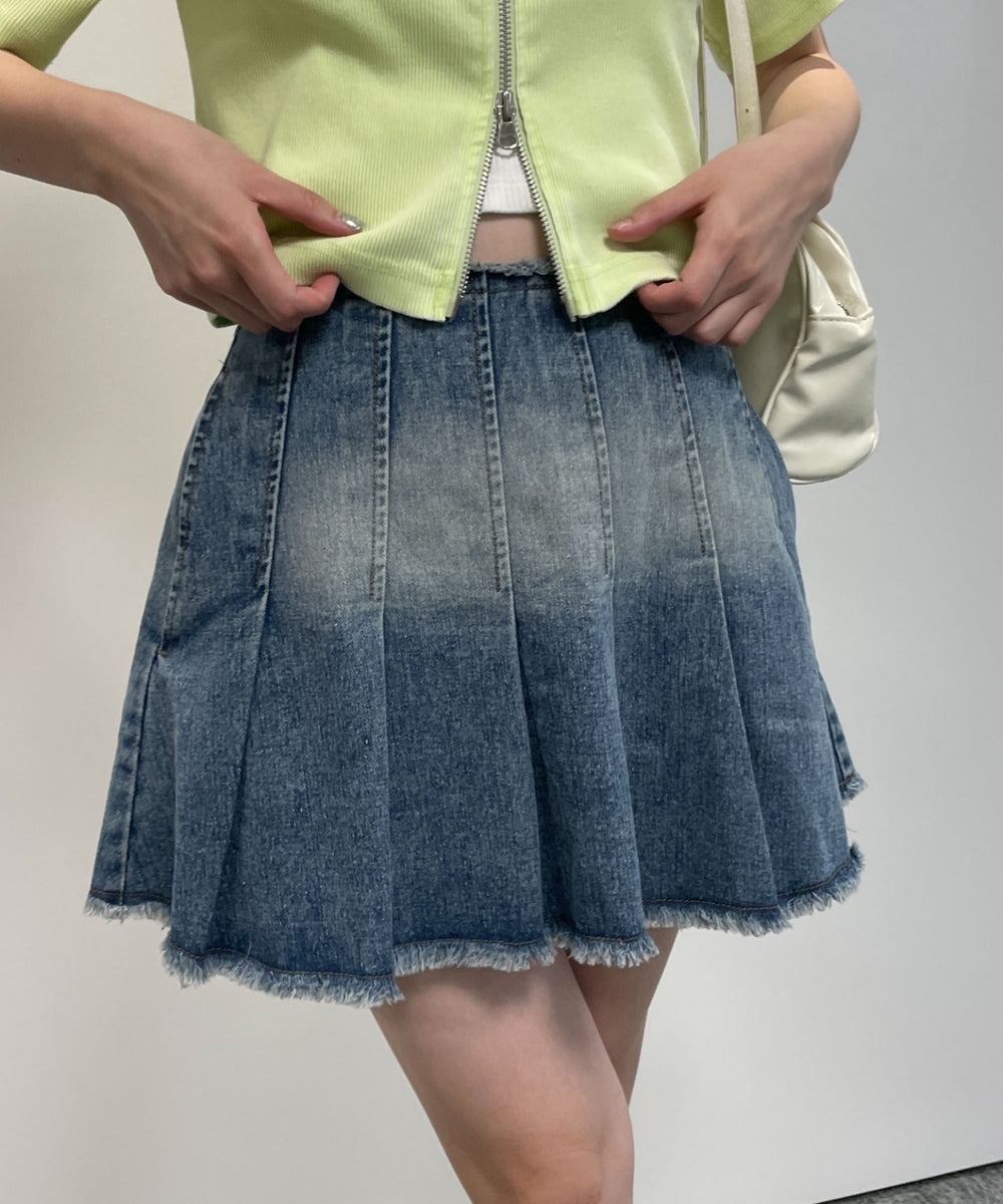 デニム淡加工(インディゴ淡ケミカル)　モデル:155cm F着用