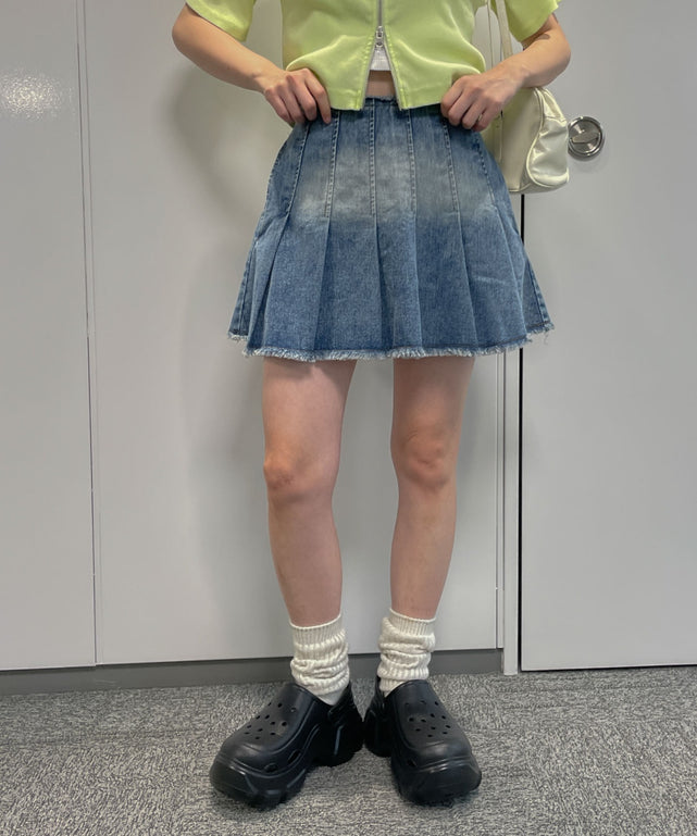 デニム淡色加工　モデル:155cm F着用