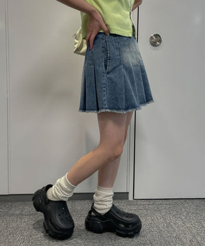 デニム淡色加工　モデル:155cm F着用