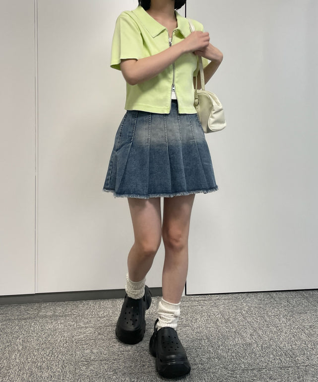 デニム淡色加工　モデル:155cm F着用