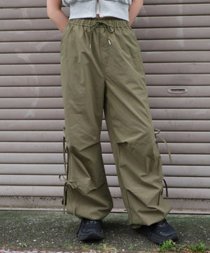 オリーブ モデル：159cm M着用