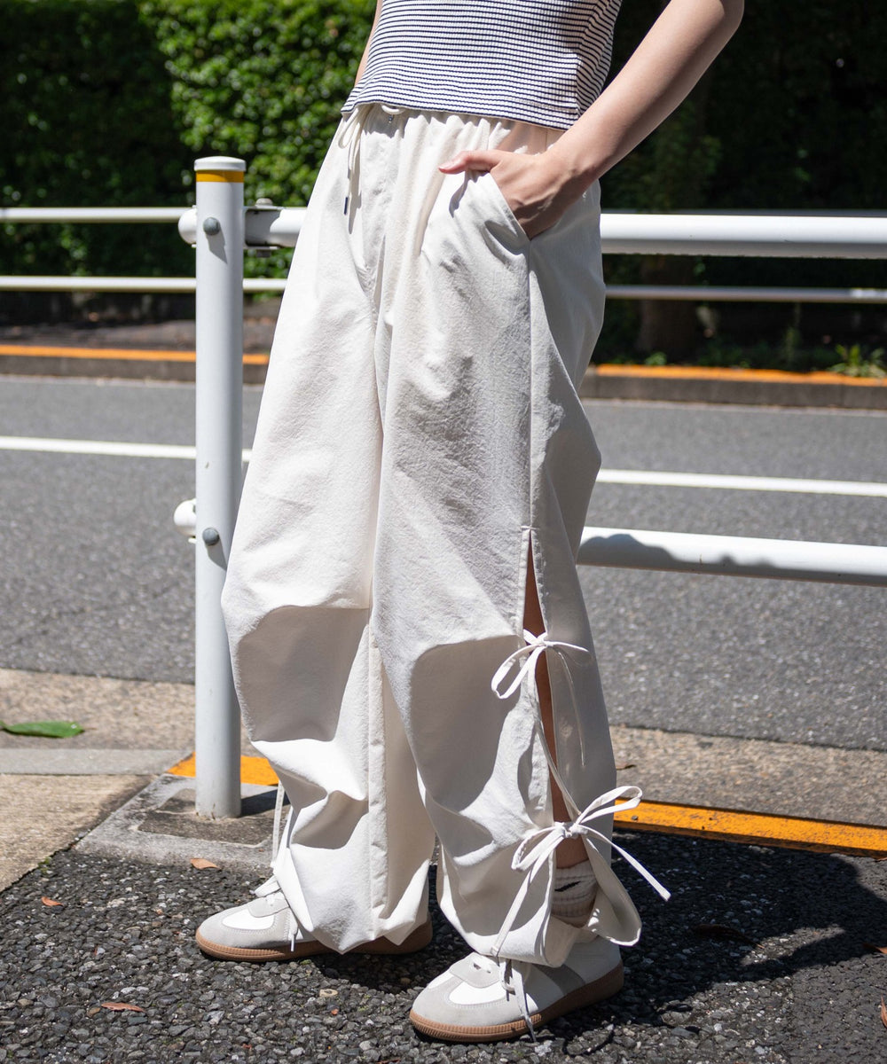 オフホワイト モデル：155cm M着用