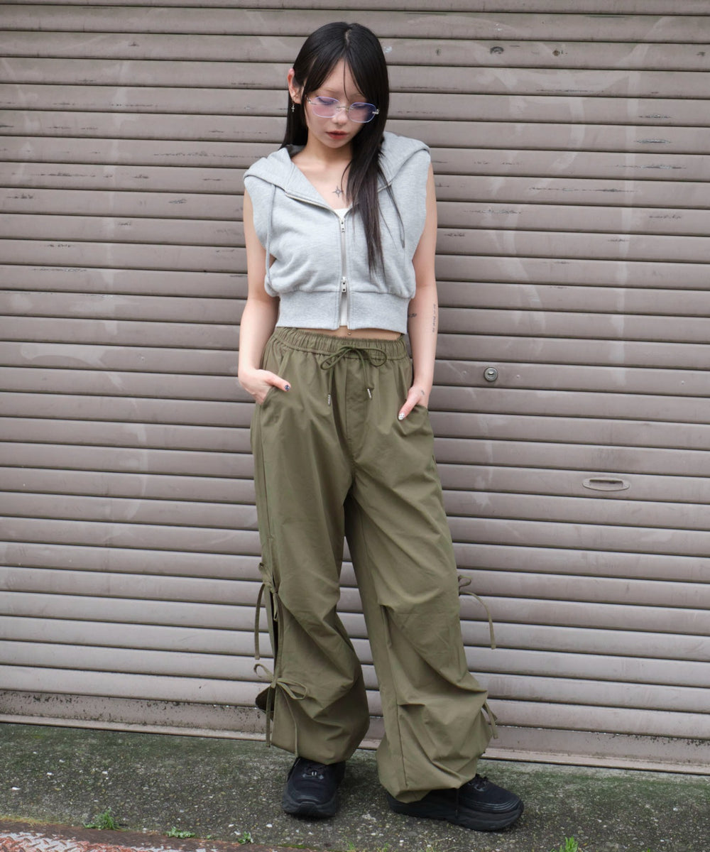 オリーブ モデル：159cm M着用