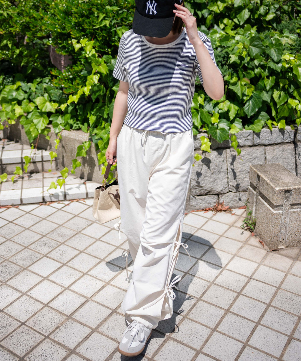 オフホワイト モデル：155cm M着用