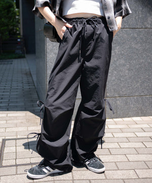 ブラック モデル：155cm M着用