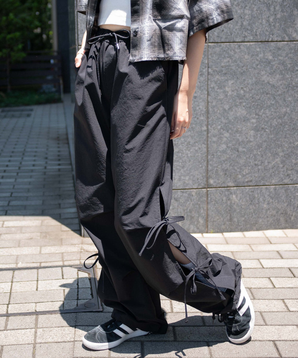 ブラック モデル：155cm M着用