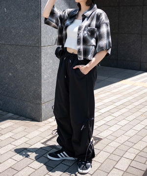 ブラック モデル：155cm M着用