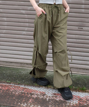 オリーブ モデル：159cm M着用