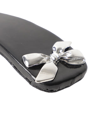 L2Pモチーフパテッドバレッタ