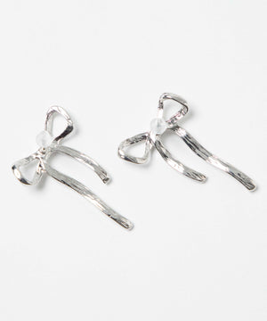 Lメタルリボンピアス