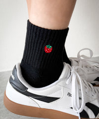 イチゴブラック（柄11） / 23-25