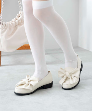 ホワイトアイボリー