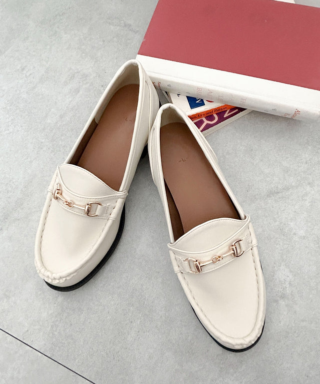 ホワイトアイボリー