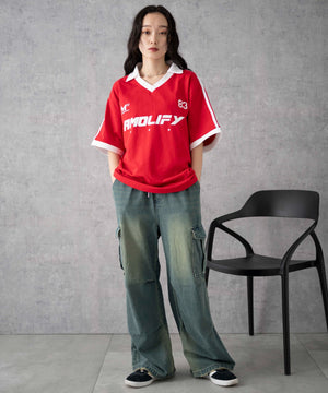 デニム(インディゴオーバーダイ)　モデル:161cm M着用