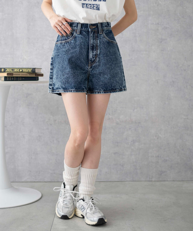 デニム中濃加工色(インディゴケミカル)　モデル:161cm M着用