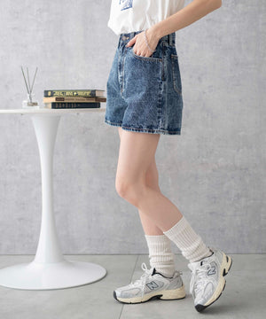 デニム中濃加工色(インディゴケミカル)　モデル:161cm M着用