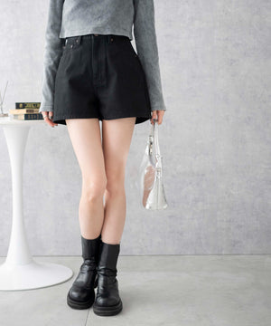 カツラギブラック　モデル:161cm M着用