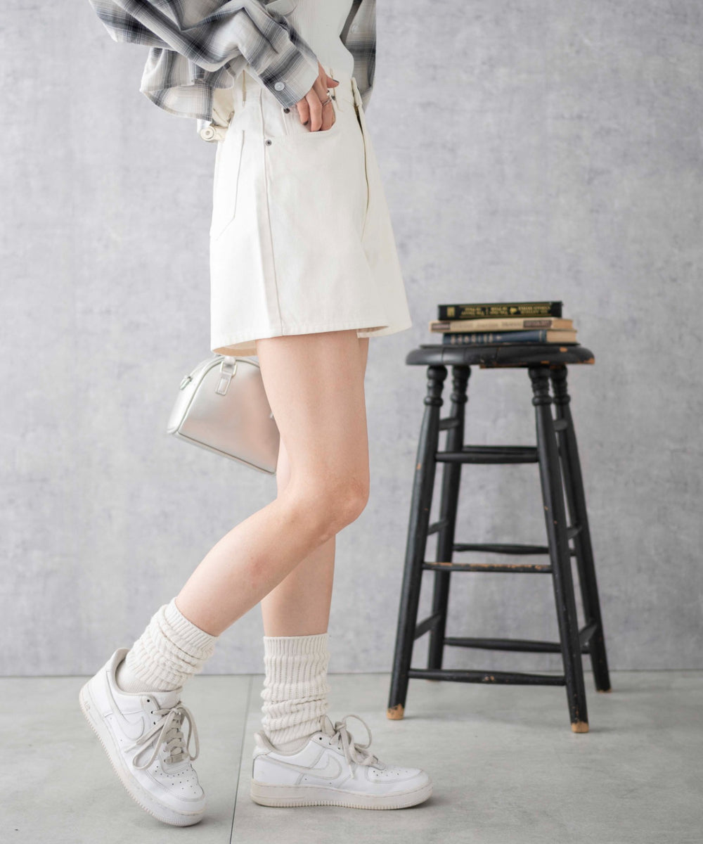 オフホワイト(カツラギオフホワイト)　モデル:161cm M着用