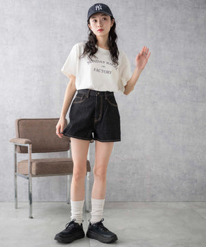 ブラック(ブラック濃)　モデル:161cm M着用