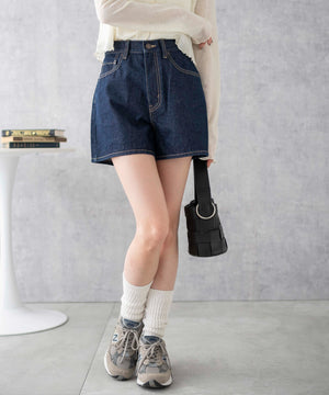 デニム濃色　モデル:161cm M着用