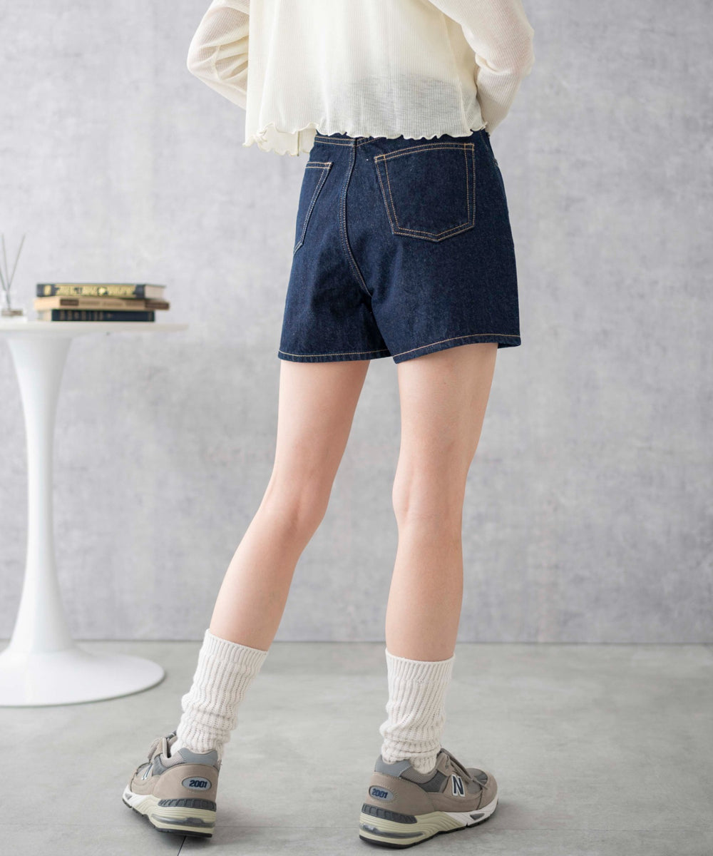 デニム濃色(インディゴ濃)　モデル:161cm M着用