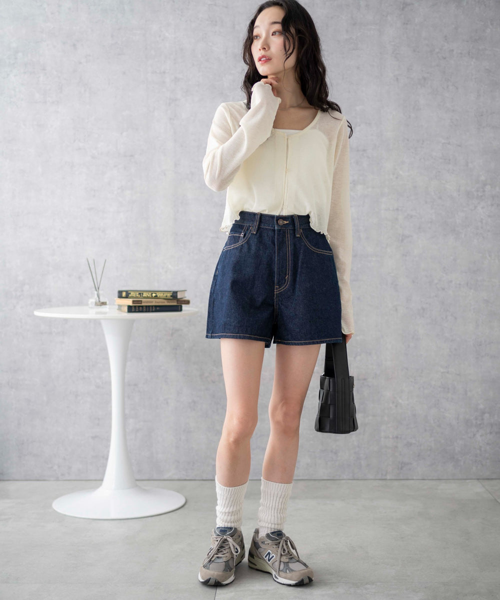 デニム濃色(インディゴ濃)　モデル:161cm M着用