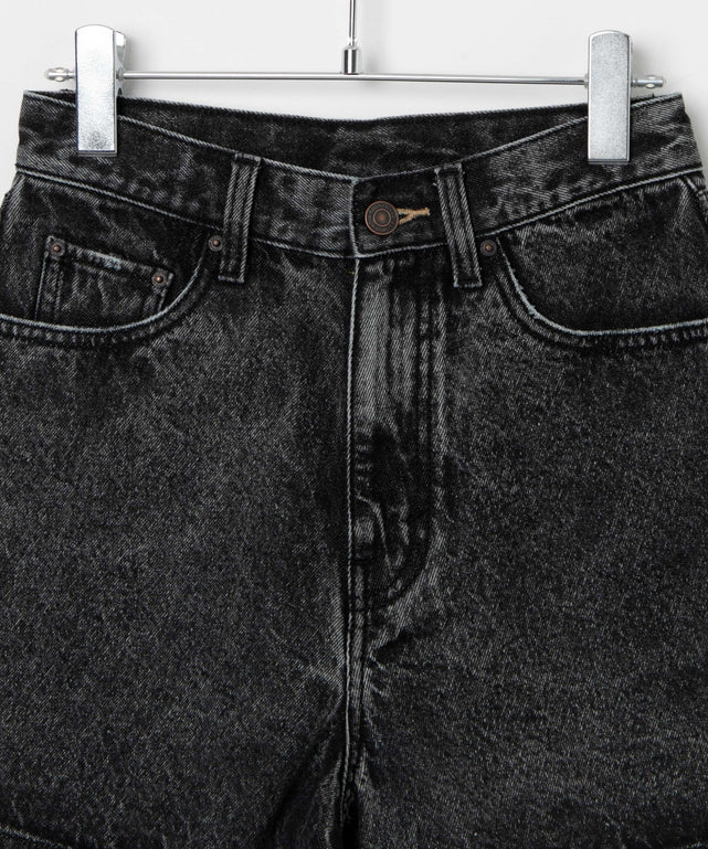 台形デニムショートパンツ