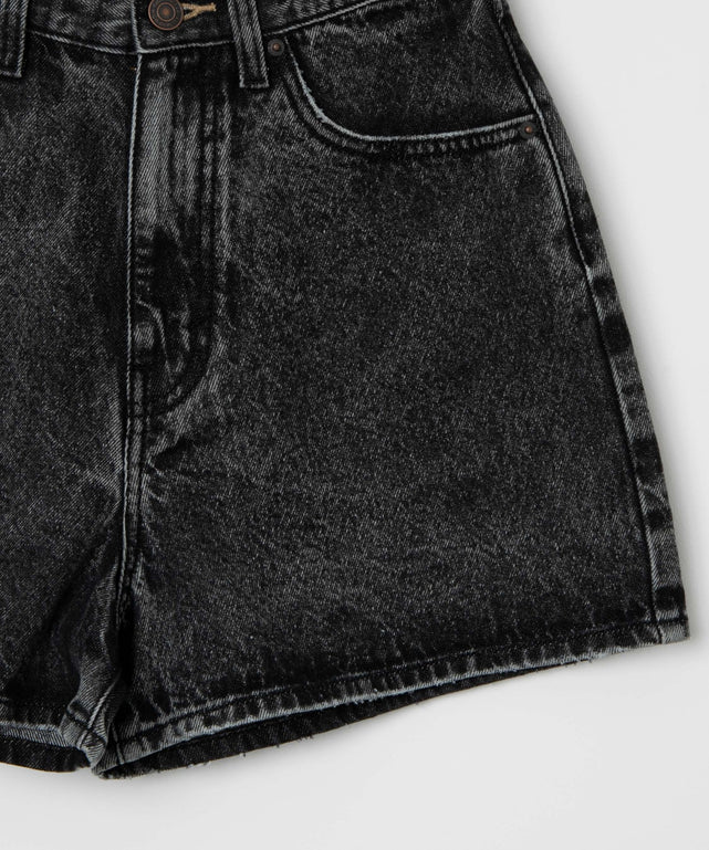 台形デニムショートパンツ