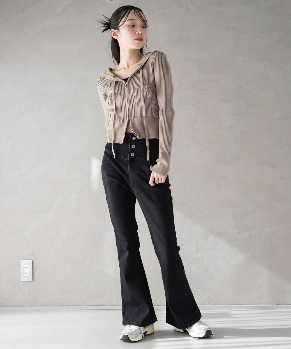 ブラック　モデル:161cm M着用