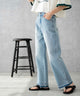 セミフレアデニムパンツ/デニム淡色　モデル:161cm M着用